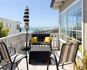 Golden Coast Cottage - Image 3