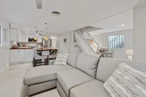 Siesta Key Oasis w/ Outdoor Pool + Screened Lanai! - Image 4