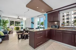 Blue Water View | Breathtaking 2 bedroom apartment with amazing water views! - Image 3