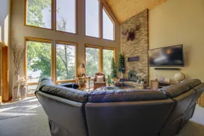 Lakefront Brainerd Cabin w/ Fireplace! - Image 4