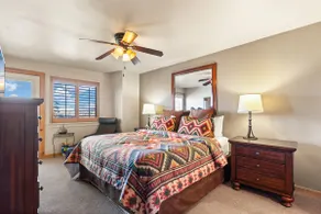 Fort Marcy 72 | Walk to Plaza | Kiva Fireplace | Full Kitchen | Hot Tub | Pool | 2 Levels - Image 3