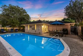 Grand Family Oasis – pool + game room - Image 3