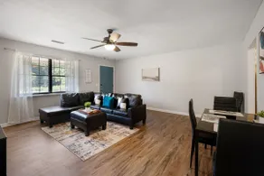 Business-Ready 2 Bedroom Suite - Image 4