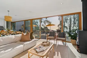 Arthurs Sanctuary - Bay Views, 100sqm deck - Image 2