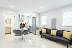 Serene Pearl | Modern 1BR Laneway Home - Image 2