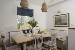 Near Mawgan Porth - Free Parking - Free WiFi - Image 3