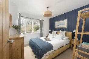 Near Mawgan Porth - Free Parking - Free WiFi - Image 4