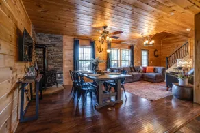 Castello:cabin with hot tub, pool table, lakeview - Image 2