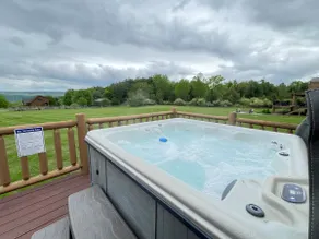 Castello:cabin with hot tub, pool table, lakeview - Image 3