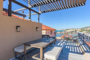 Duplex 3-BR with Port View - Image 4