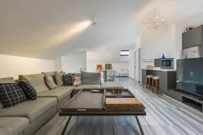Duplex 3-BR with Port View - Image 3
