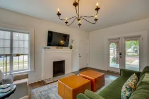 Walk to Bergfeld Park: 1928 Azalea District Home - Image 5