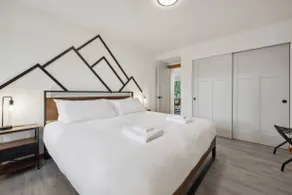 Fire Pit • Hot Tub • King Bed • Grill • Yoga Rm - Image 3