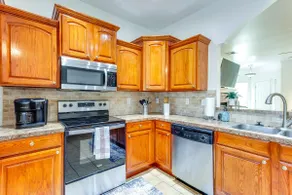 Updated Oklahoma City Home ~ 11 Mi to Bricktown! - Image 2