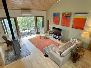 Stunning 4Bdrm Lake George Waterfront - Image 5
