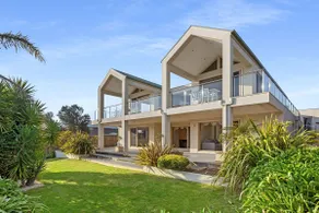 Sunset View Luxury 4 Bedrooms With Sauna - Image 2