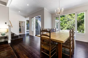 Coryong - A grand residence, 500m from Leura mall - Image 5