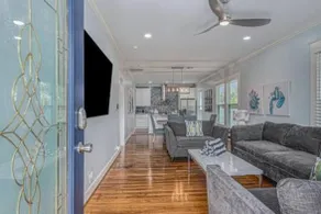 Luxury Designer Villa Bright Beautiful Brand New - Image 3