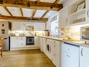2 Bed in Brecon oc-bn310 - Image 2