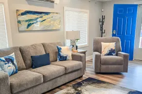 Walk to Beach: Hampton Home w/ Grill! - Image 4