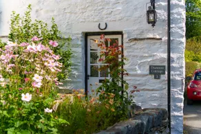 Damson Cottage - Chocolate Box Cottage in Crook, near Bowness - Image 2