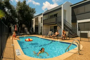 Cozy 1-BR Near Triangle near SXSW - Image 3
