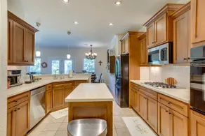 Quaint Noble Home: 6 Mi to University of Oklahoma! - Image 2