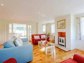 4 bed in Lulworth CHRIC - Image 3