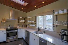 3BR Riverfront Dog Friendly | Dock | Deck - Image 3