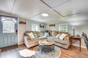 Cozy Clarkesville Getaway w/ Fire Pit! - Image 5