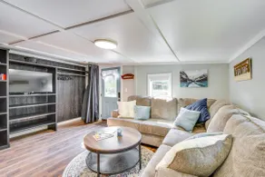 Cozy Clarkesville Getaway w/ Fire Pit! - Image 4