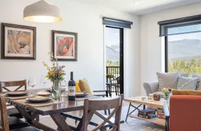 Revytalize - Cozy 3 Bedroom Condo - Image 2