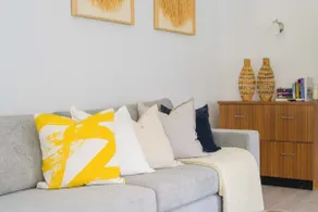 Charming 5BR in Beecroft With Gym Near Epping - Image 4