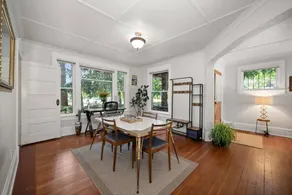 Vintage-chic, pet-friendly Spokane bungalow. - Image 5