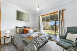Highfields - Rural Entertainer with Valley Views - Image 4