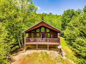 7mins to Smokies Secluded Mountain view Romantic sunsets with hot tub - Image 5
