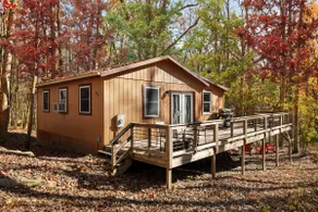 Cozy Cabin w Lake, Hot Tub, Huge Deck & Fire Pit - Image 3