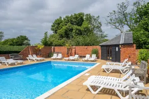 East Green Farm Cottages - The Granary - Image 3
