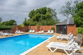 East Green Farm Cottages - Gardeners Cottage - Image 4