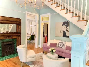 The Pop Inn | Perfect for your group getaway - Image 4