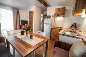 Three-Bedroom Apartment with Lake View in Terme Čatež 3 - Image 4