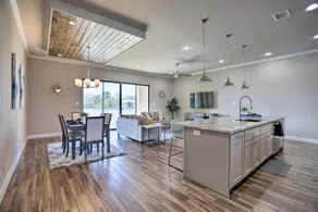 Elegant Lake Conroe Townhome w/ Boat Slip! - Image 3