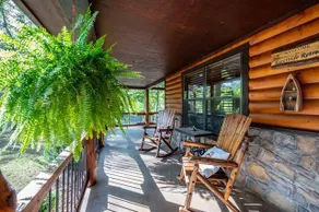 Waterfront Cabin on Mountain Fork 17 Mins to the - Image 3