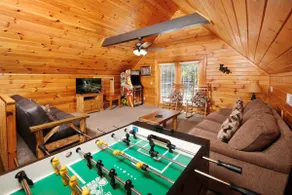 Spacious & Relaxing Retreat! HOT TUB! 2 BR+Loft - Image 3