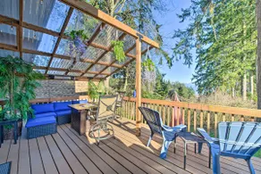 Unique Camano Cabin w/ Mountain + Water Views - Image 2