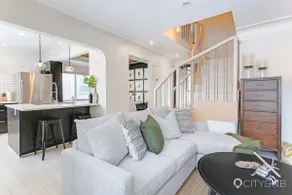 Strathcona. Sleeps 6. Steps from Whyte Ave. - Image 4