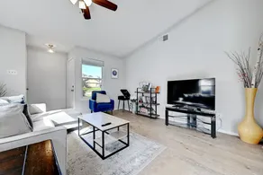 Austin Abode: 2BR, Fenced Yard, Pets Welcome! - Image 5