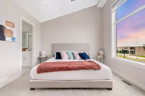 Modern 3Br Altadore Home, Near Downtown - Image 3