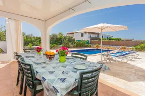 Ferienhaus Racó Blau mit Meerblick, Pool, WLAN, Garten und Klimaanlage - Image 3
