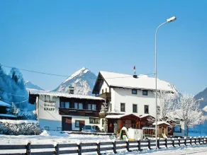 Apartment in Strass im Zillertal in a beautiful setting - Image 2
